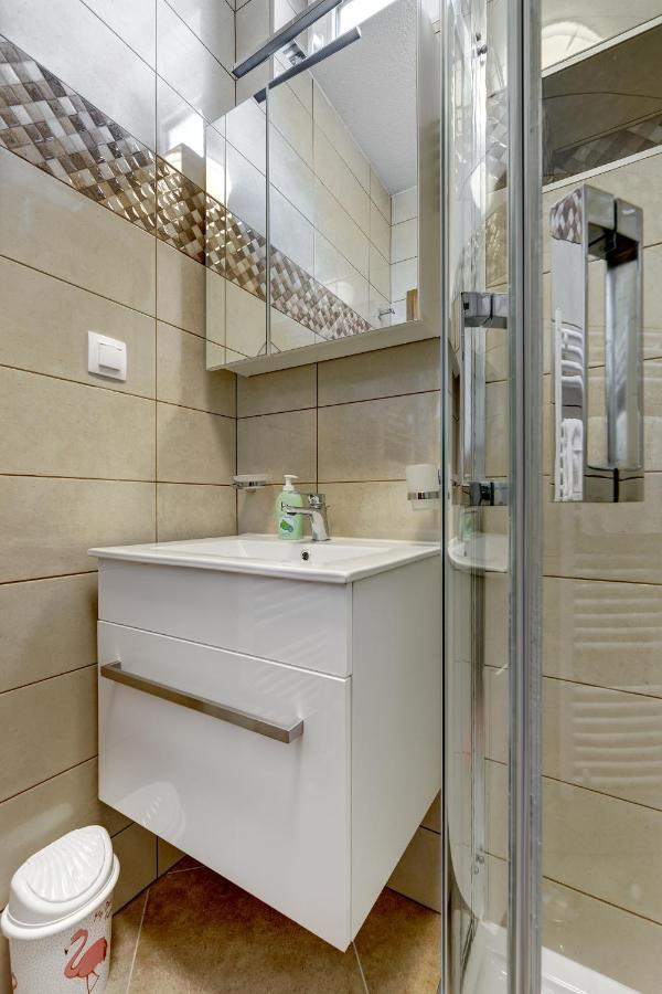 Senada Apartments Selce Exterior foto