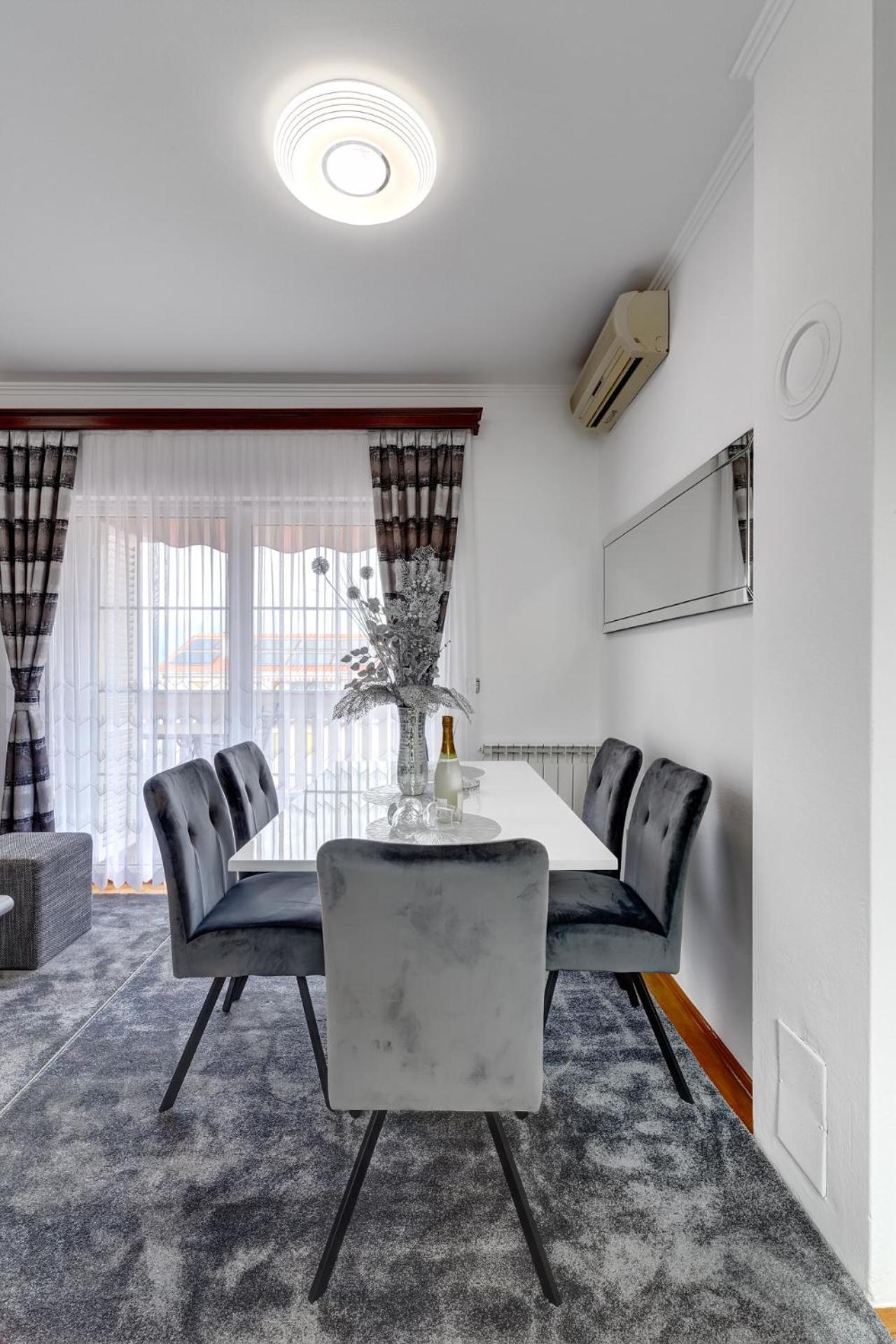 Senada Apartments Selce Zimmer foto