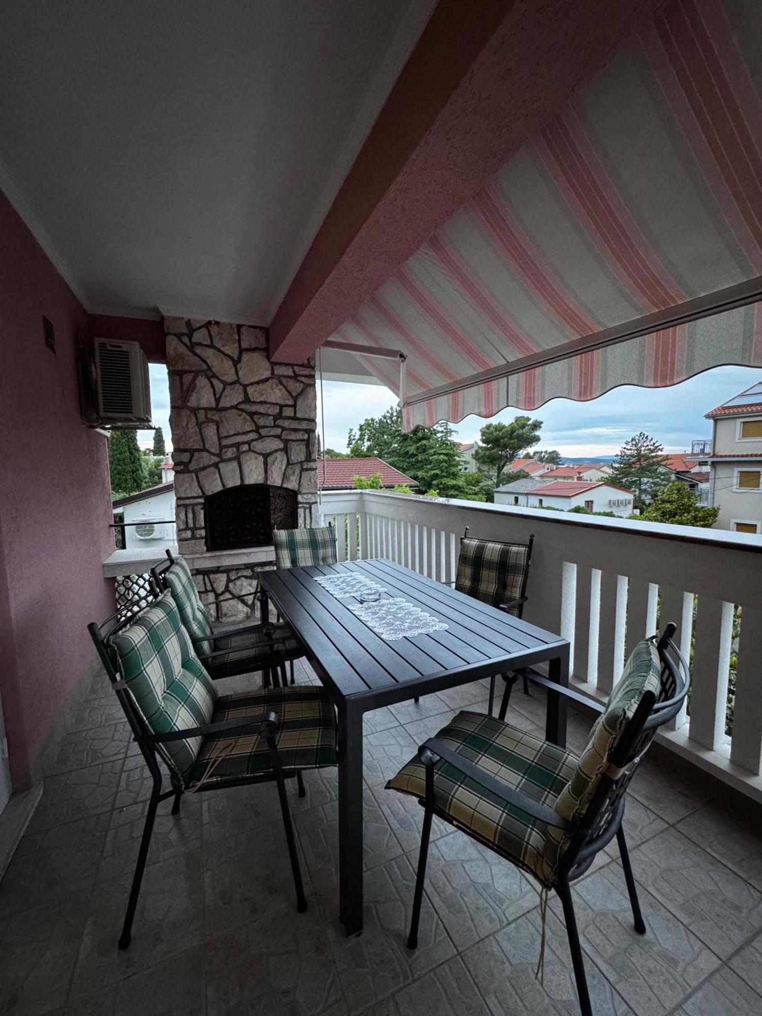 Senada Apartments Selce Exterior foto