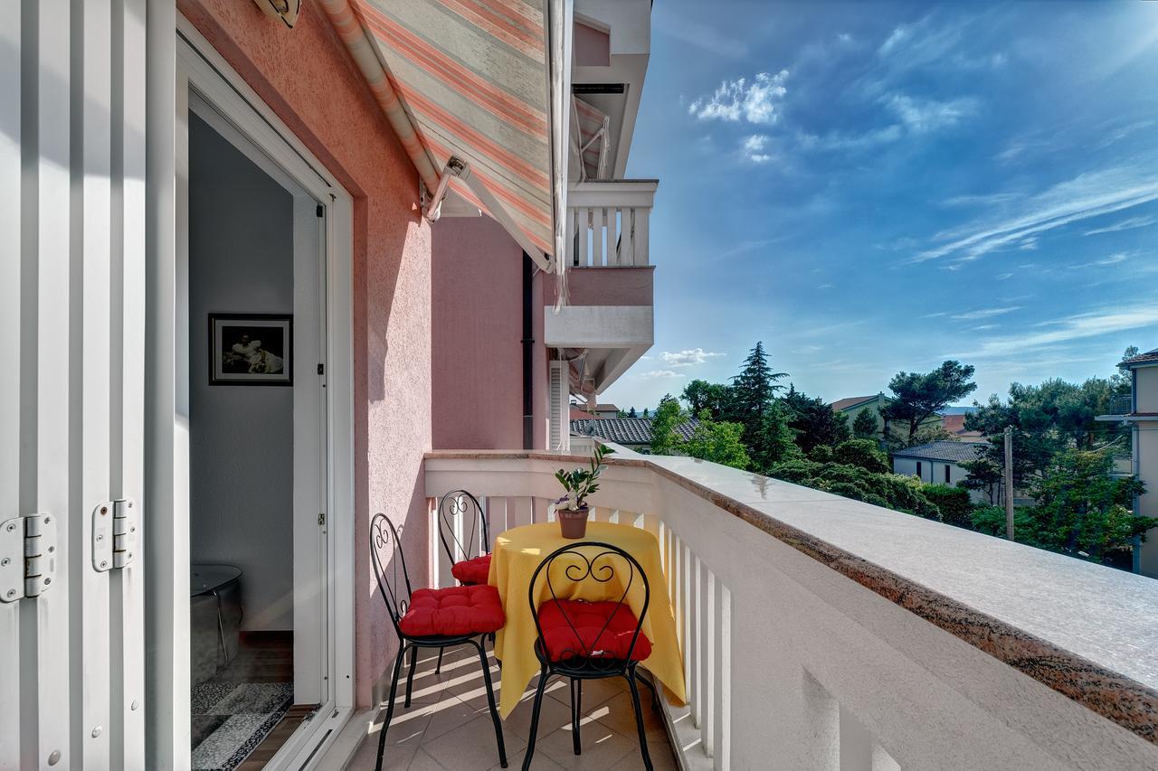 Senada Apartments Selce Exterior foto